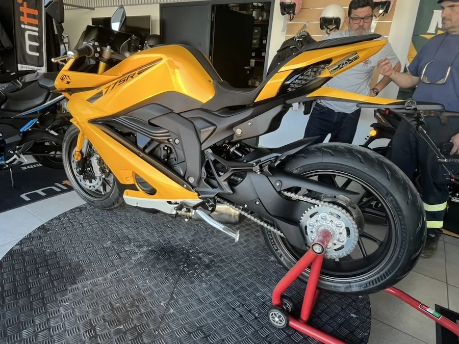 MITT 775R - MITT MOTROS CABO VERDE --4